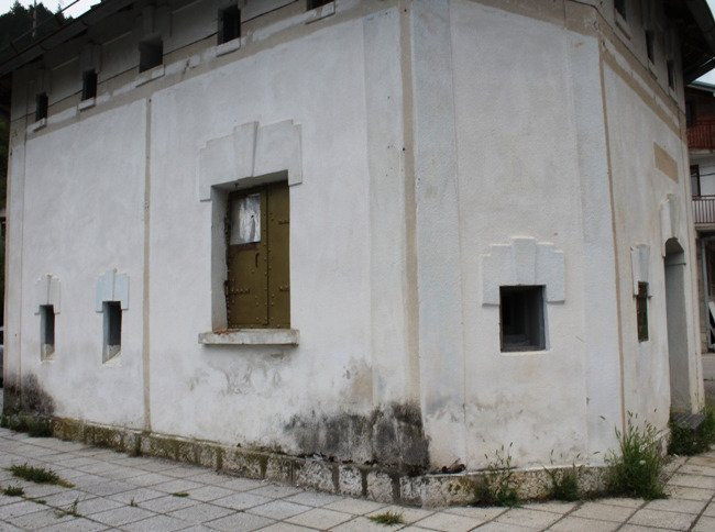 Zgrada Bunkera景点图片