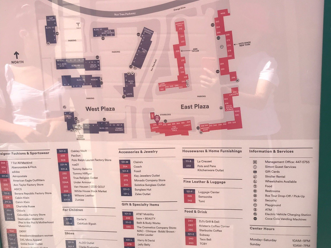 Vacaville Premium Outlets-瓦卡维尔必去景点