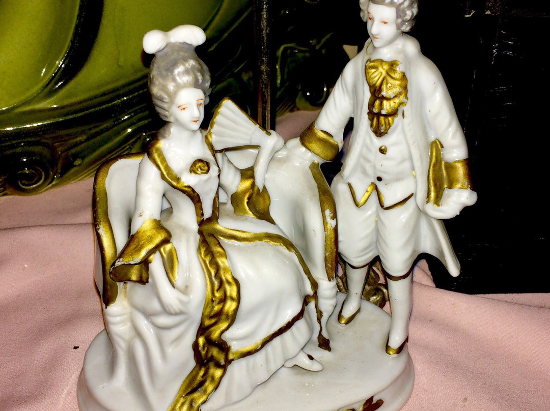 Plain & Fancy Antique Mall-大福克斯必去景点