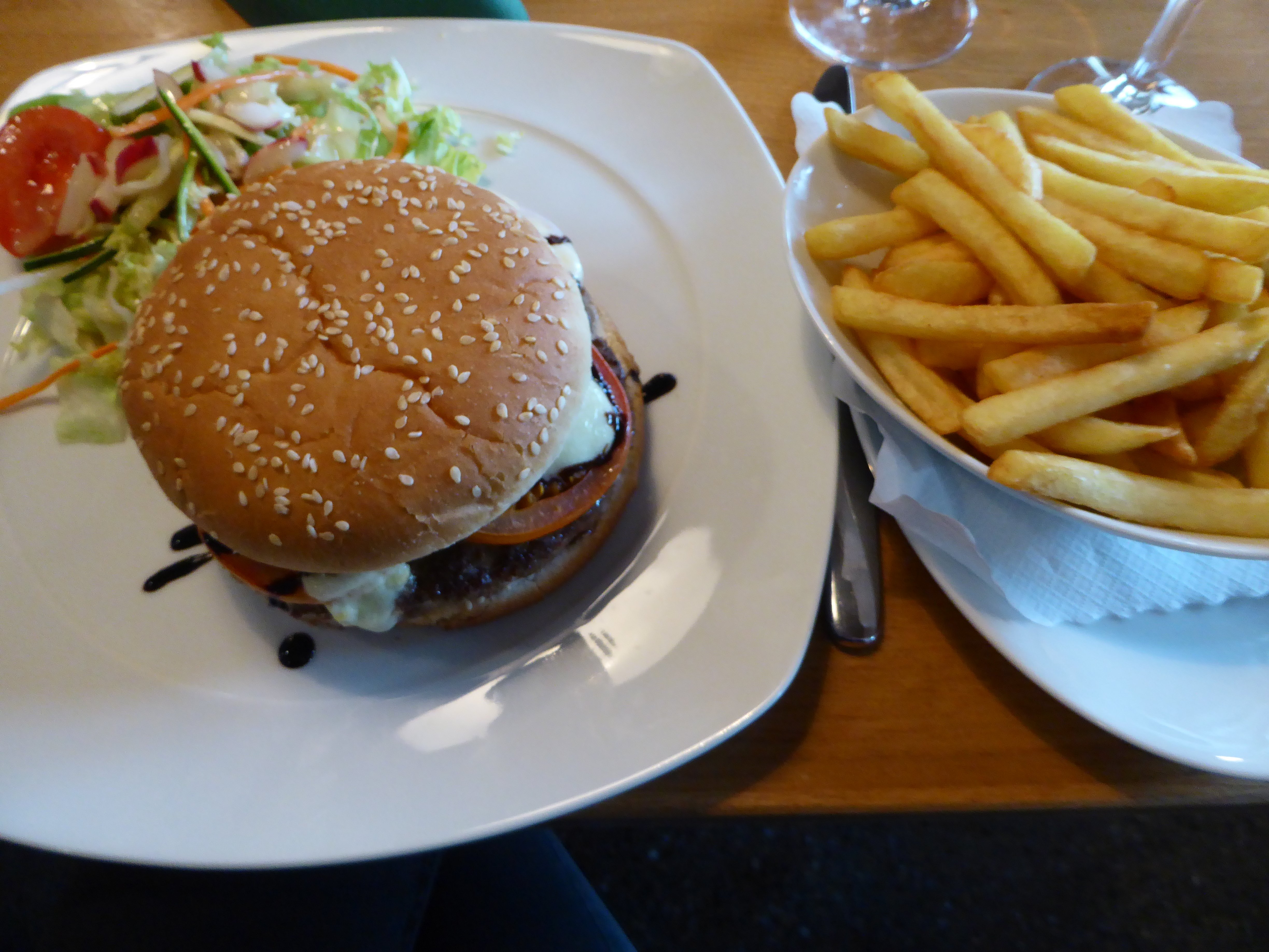 Hotel Waldhorn-餐饮