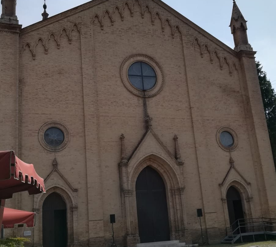 Chiesa Parrocchiale dei Santi Senesio e Teopompo景点图片