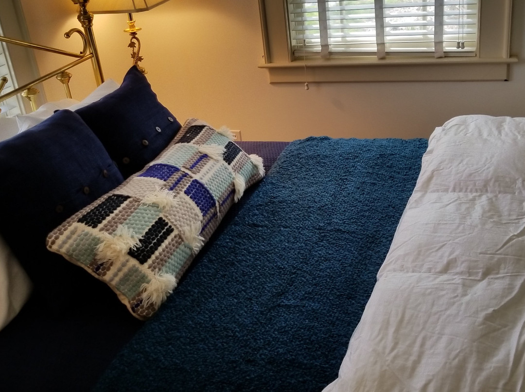 The Inn at White Hollow Farm主图