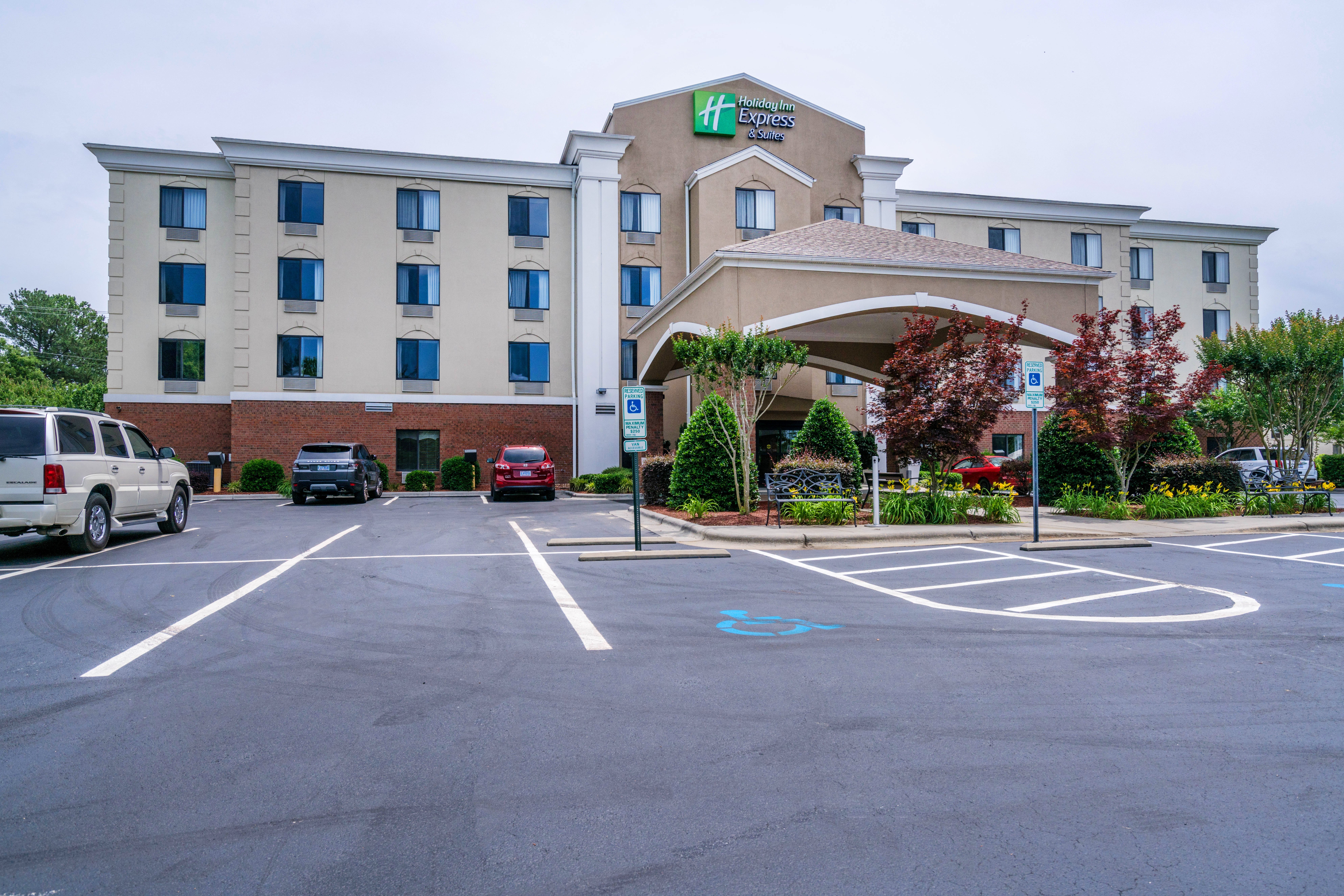 Holiday Inn Express & Suites Roanoke Rapids SE by IHG-官方