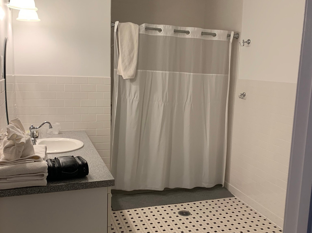 古尔德酒店主图