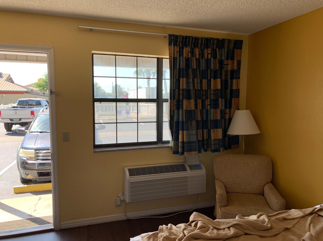 Days Inn by Wyndham Madison主图