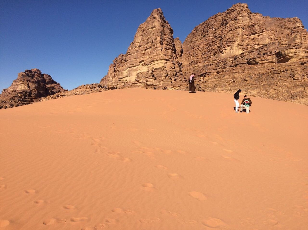 瓦迪拉姆Zelt帐篷营地主图