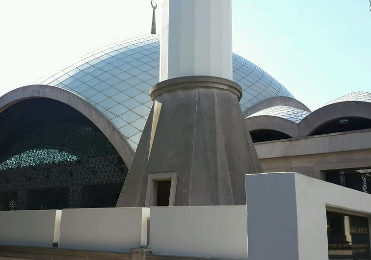 Sakirin Mosque景点图片