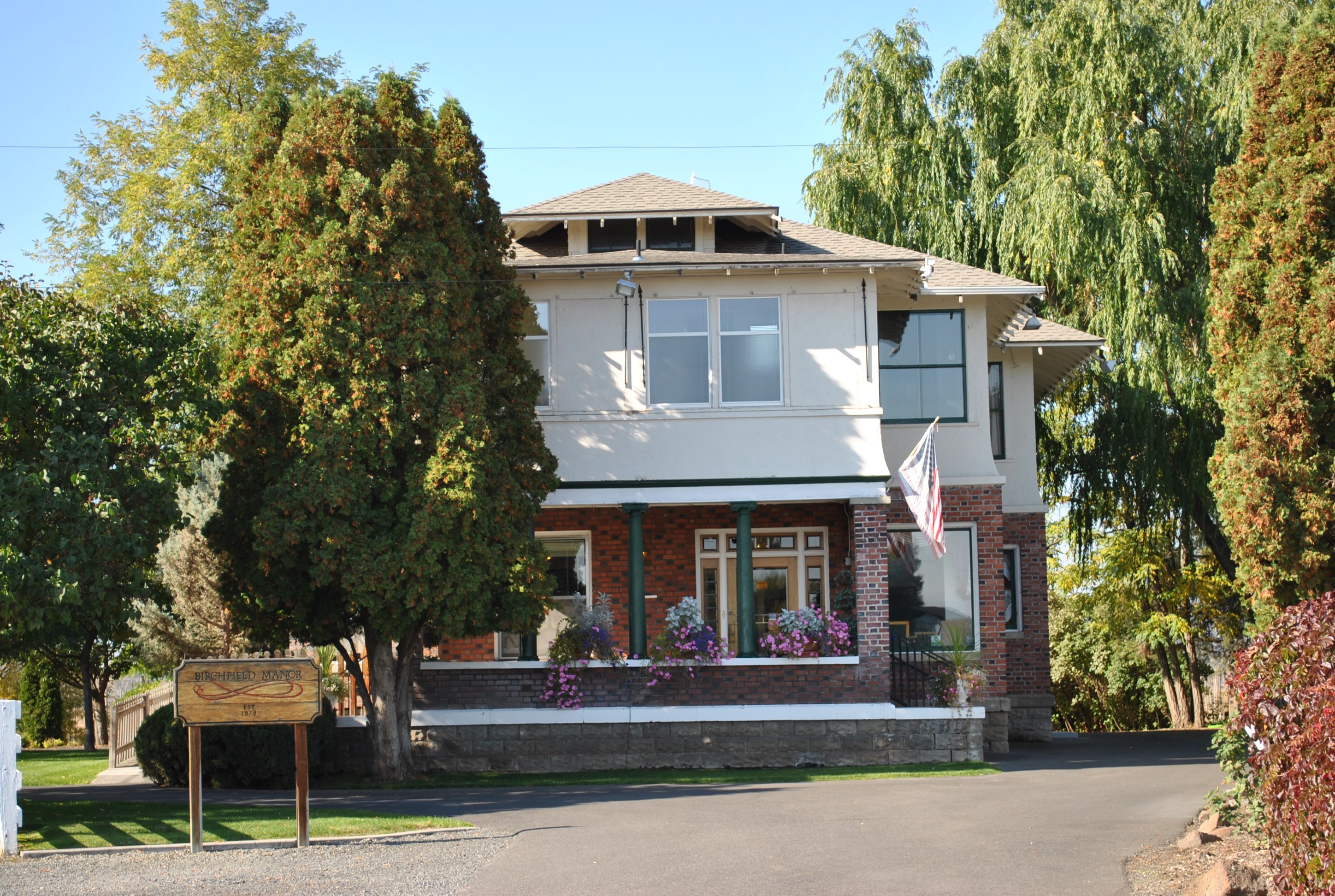 Birchfield Manor Inn and Restaurant-官方
