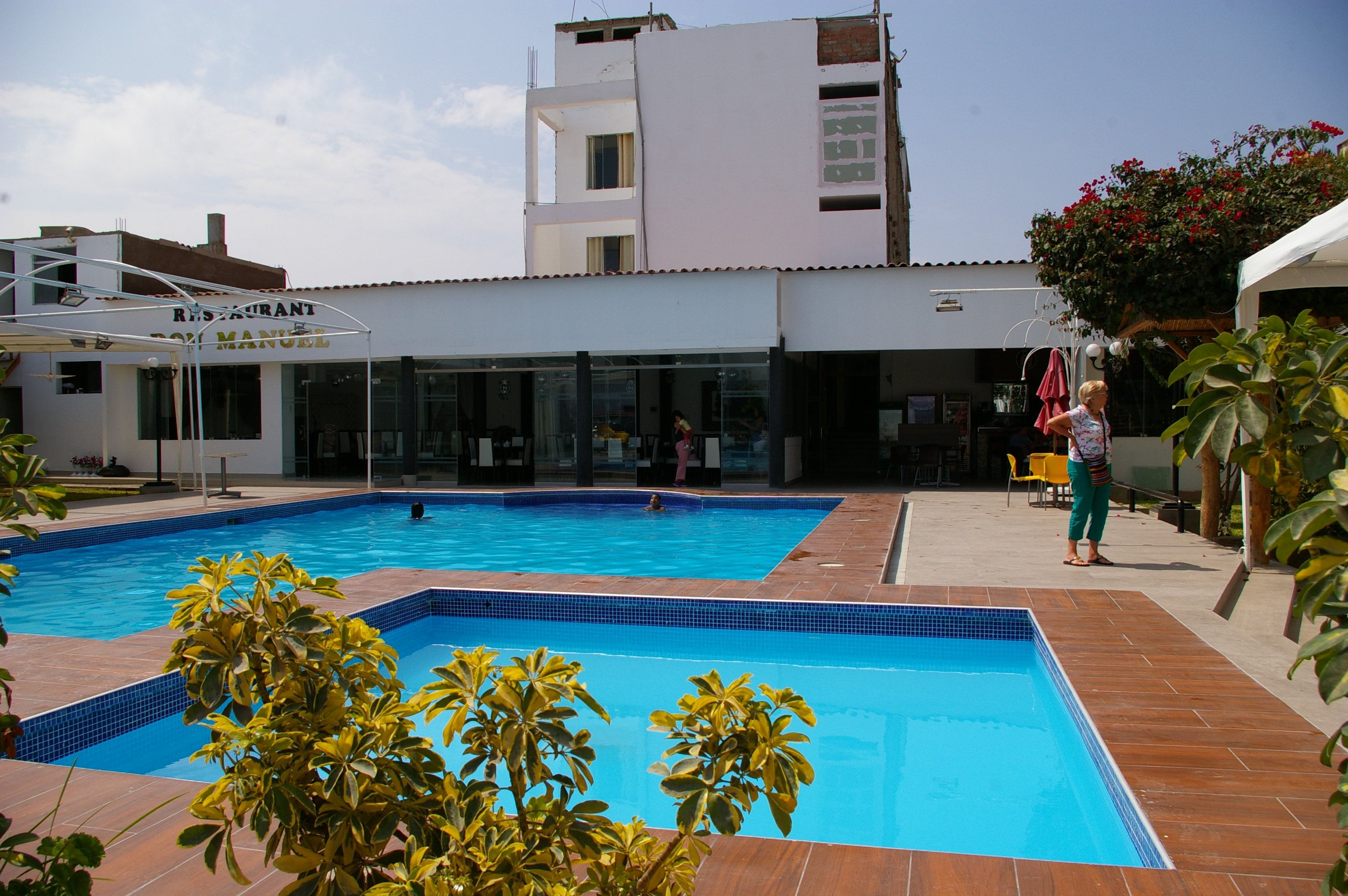Residencial San Jorge Hotel-泳池