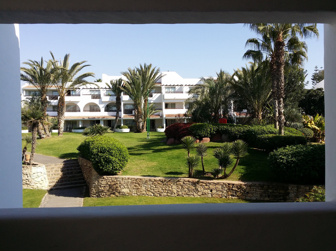 堤基达杜纳斯悦宜湾酒店主图