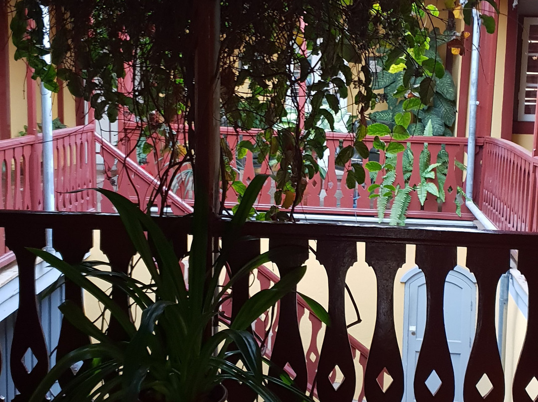 Colonial House Bed and Breakfast主图