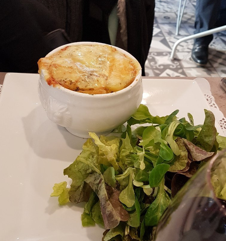 玛丽凯若琳住宅酒店主图