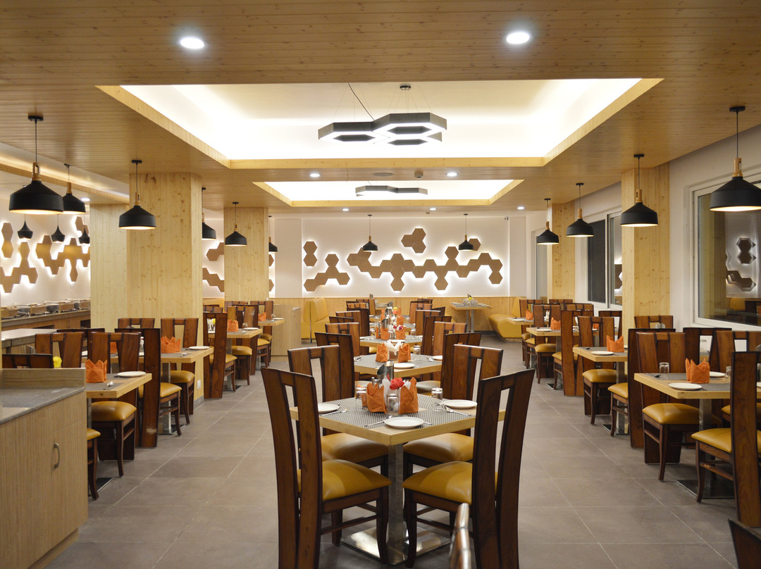 The Orchard Greens Resort主图