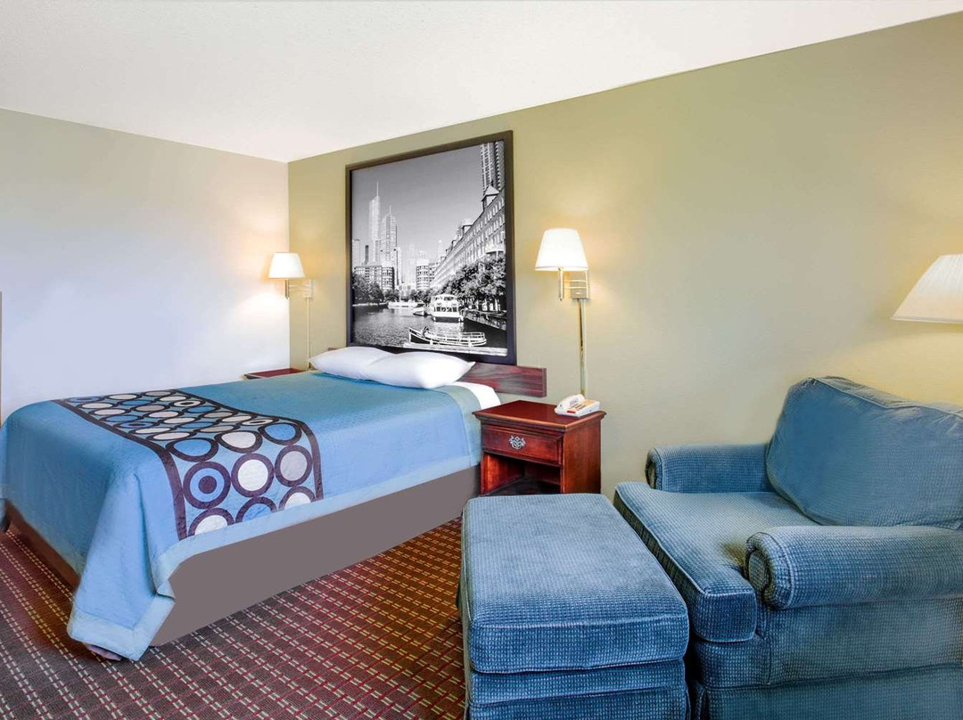 Super 8 by Wyndham Princeton主图