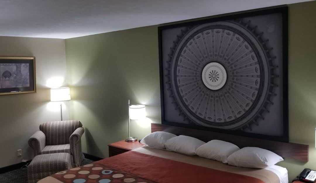 Super 8 by Wyndham Bellefontaine主图