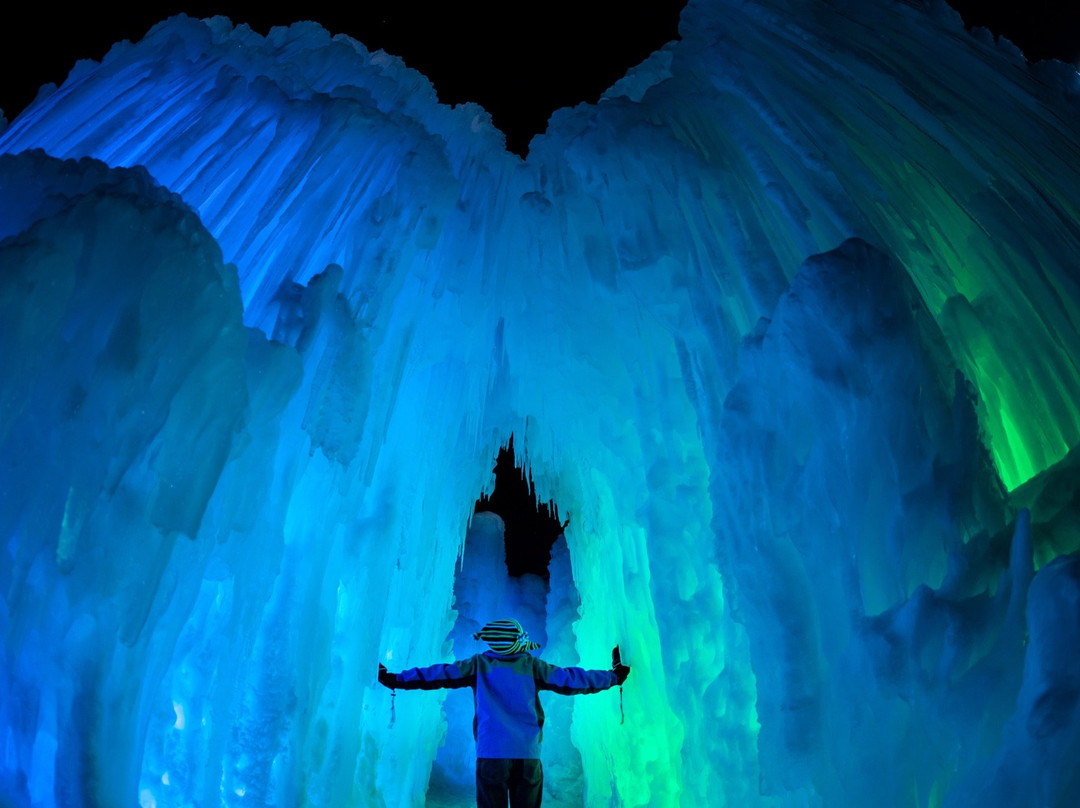 Ice Castles-Woodstock必去景点