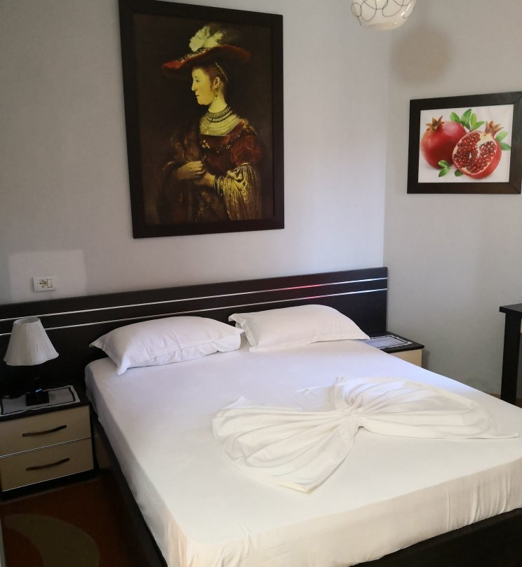 Bushat酒店住宿-Hotel & Restaurant Blini