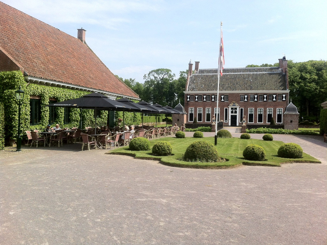 Uithuizen餐馆和美食-Schathoes Menkemaborg