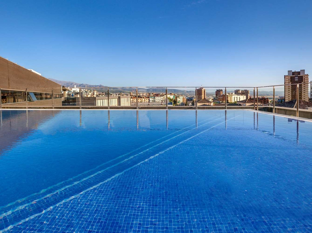 格拉纳达酒店主图