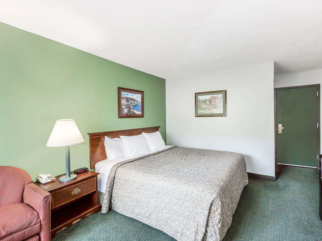 FairBridge Inn Express Nyack主图