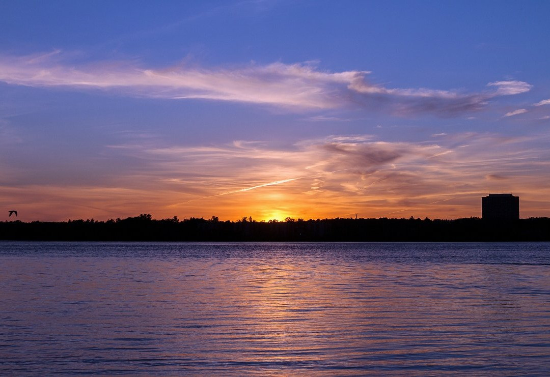 Kichi Zībī Mīkan-渥太华必去景点