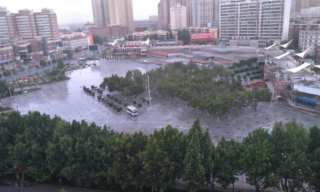 阿克苏億隆大酒店主图