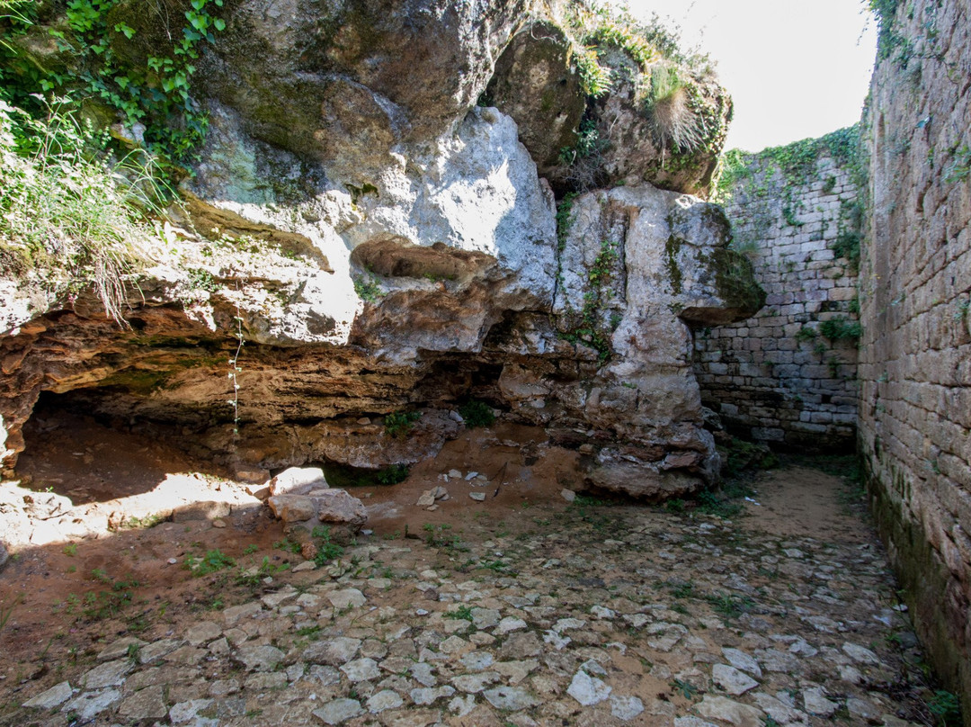 Saint-Julien-de-Lampon旅游攻略图片