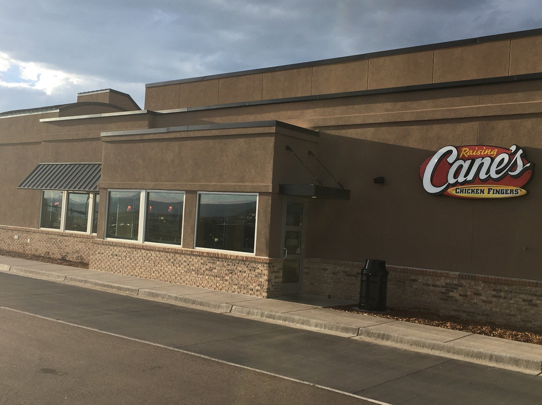 Franktown餐馆和美食-Raising Cane's Chicken Fingers