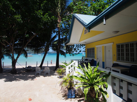 MaryGold Beachfront Inn主图