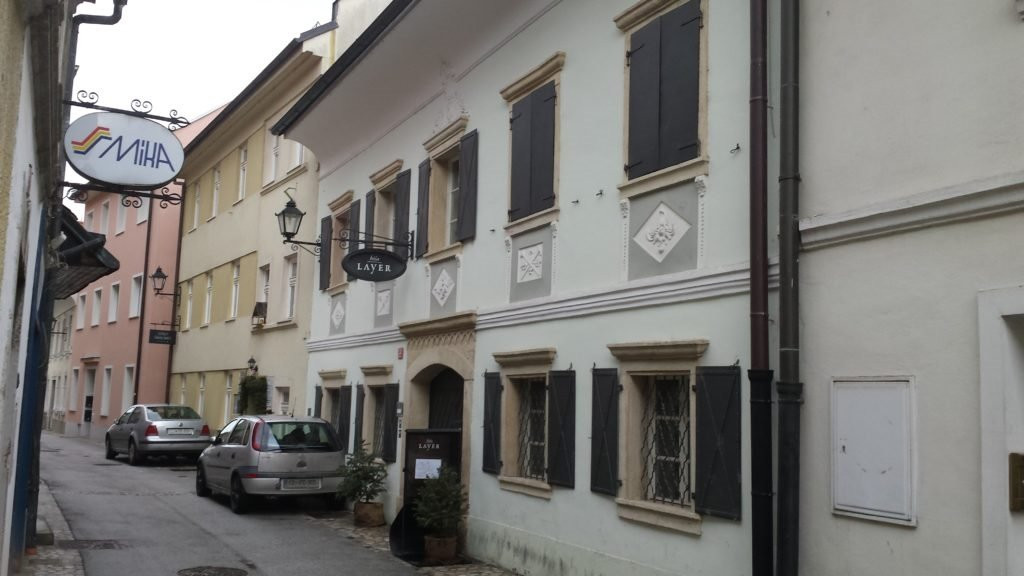 Layer House-Kranj必去景点