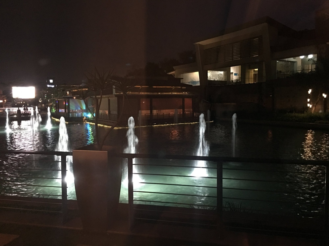 Silverstar Hotel主图