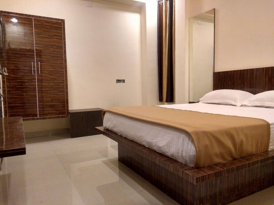 Ashapura Hotel N Restro主图