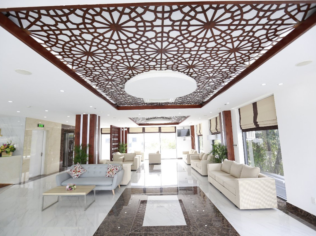Golden Dragon Hotel主图