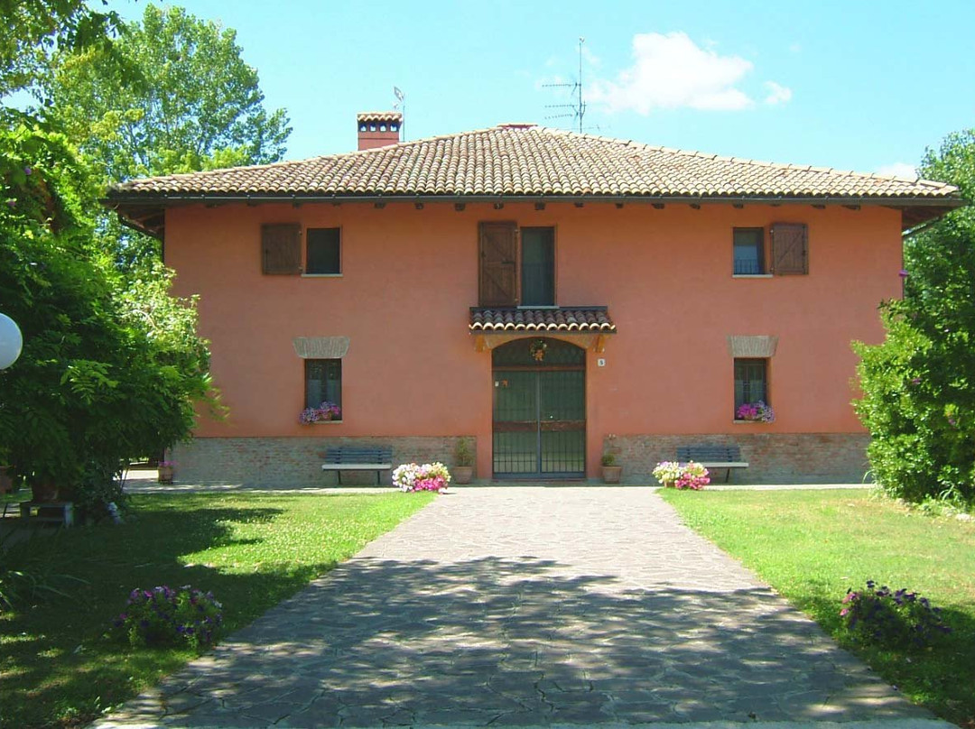 Sabbiuno酒店住宿-Il Borgo di Via Chiesa