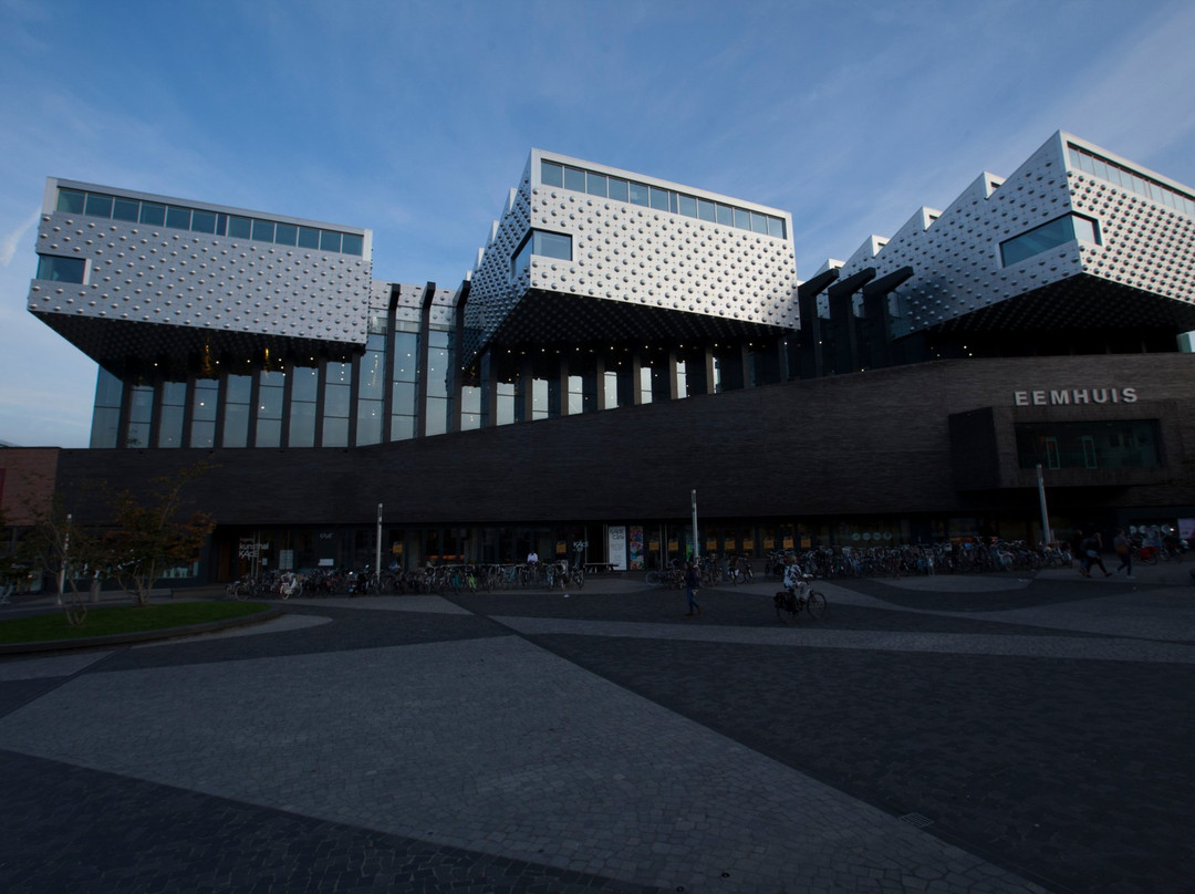 de Bibliotheek Het Eemhuis-阿默斯福特必去景点