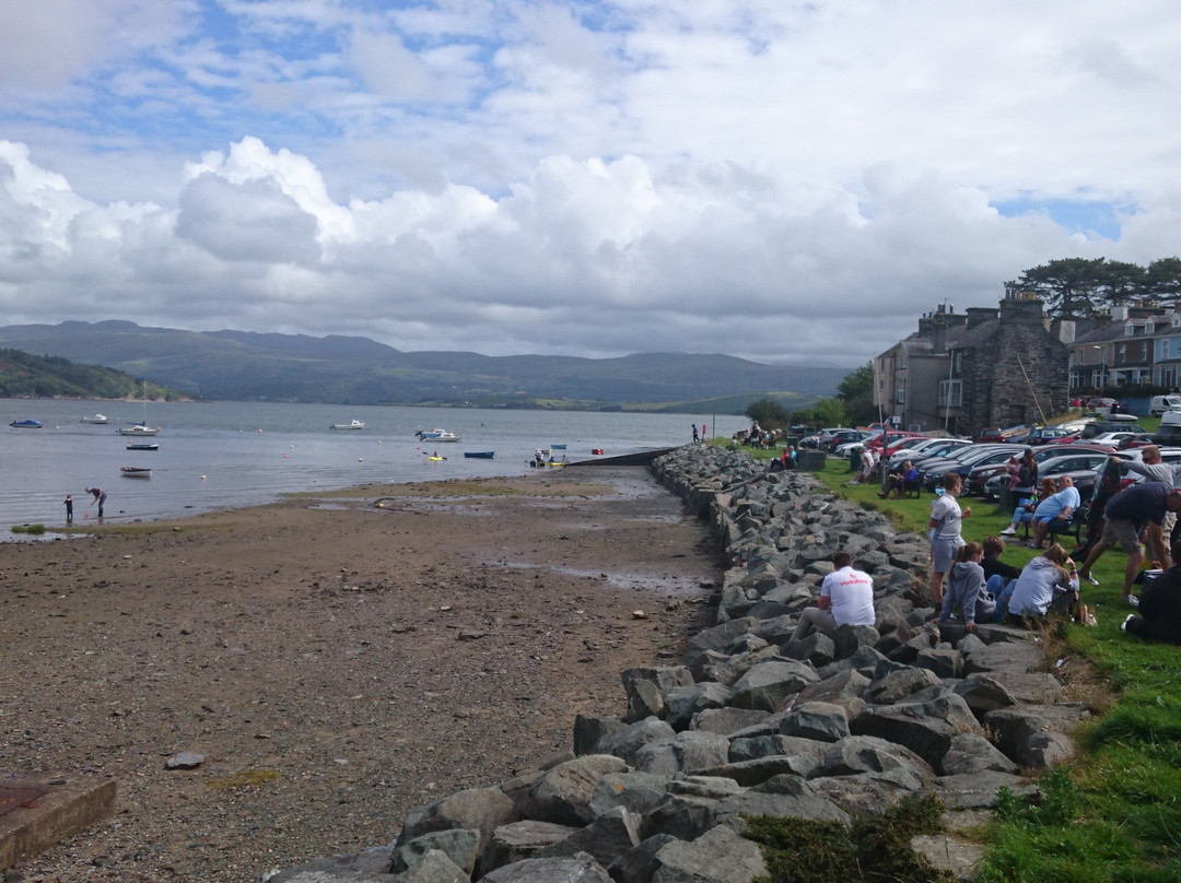 Borth y Gest Beach景点图片