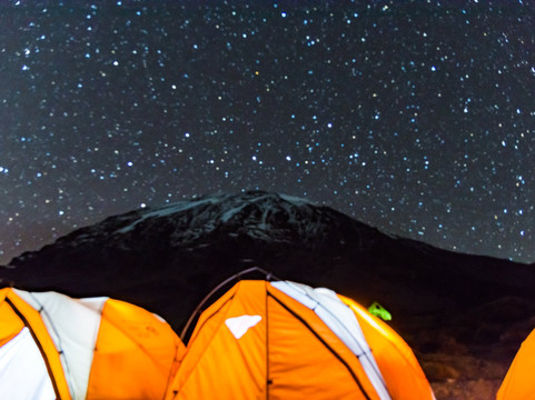 Kilimanjaro Brothers-莫西必去景点