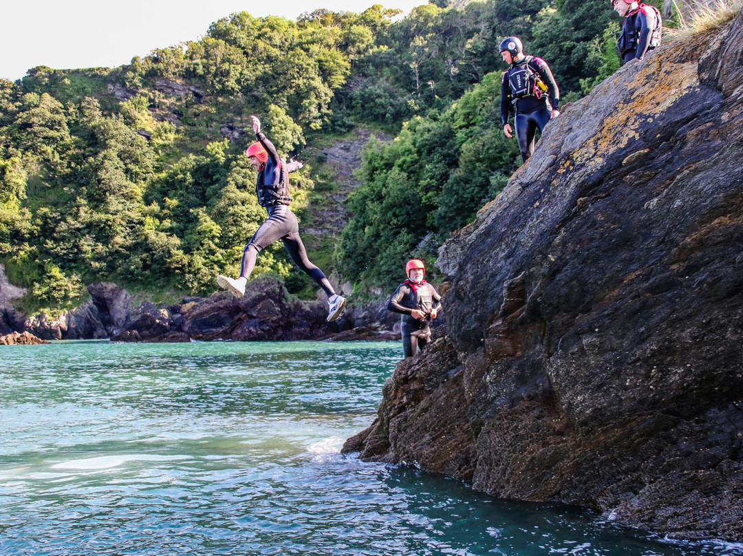 Xtreme Coasteering-Shirwell必去景点
