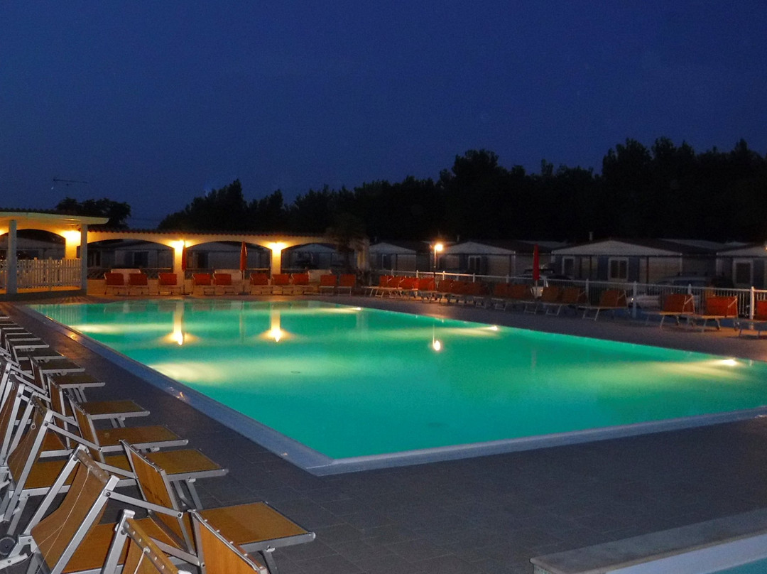Camping Mare Blu