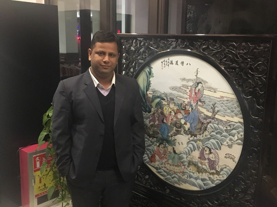 伯爵王朝酒店主图