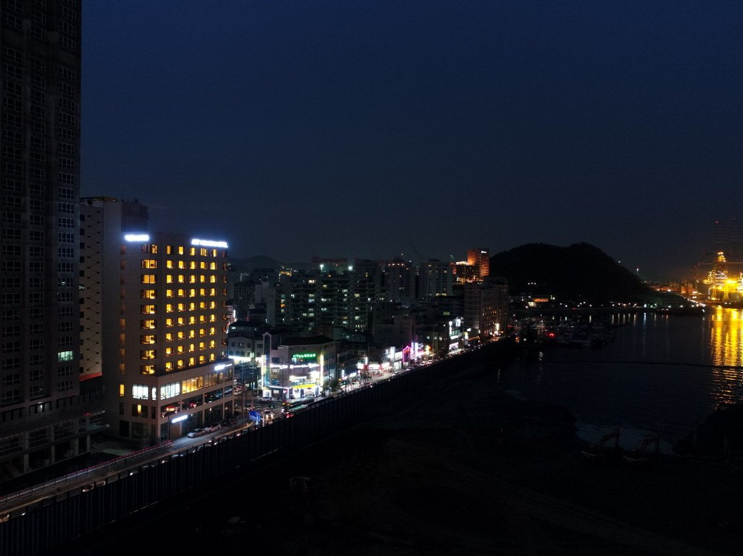 Artnouveau Suite Hotel主图