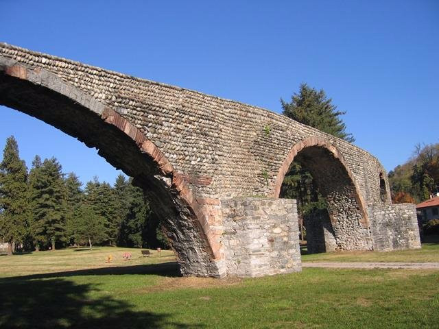 Ponte Medievale景点图片