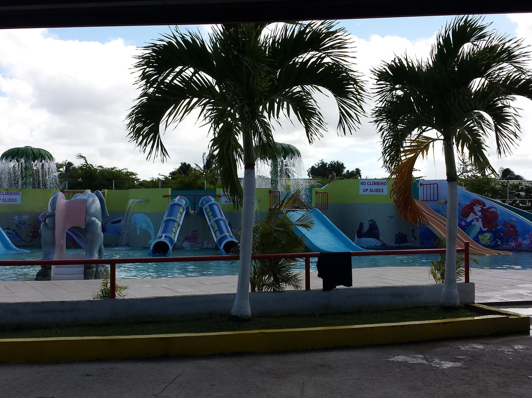 Fun Splash Water Park-Debe必去景点