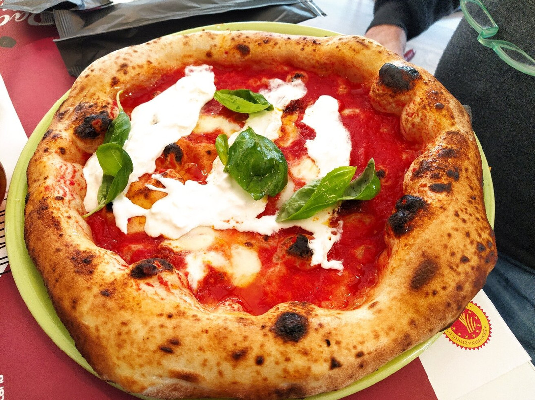Lievitum Pizzeria Napoletana