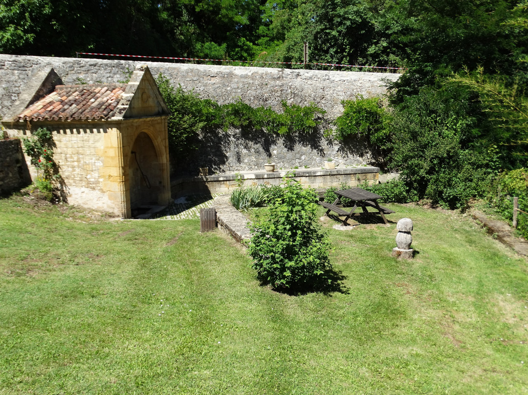 Fontaine-Lavoir de Montpazier景点图片