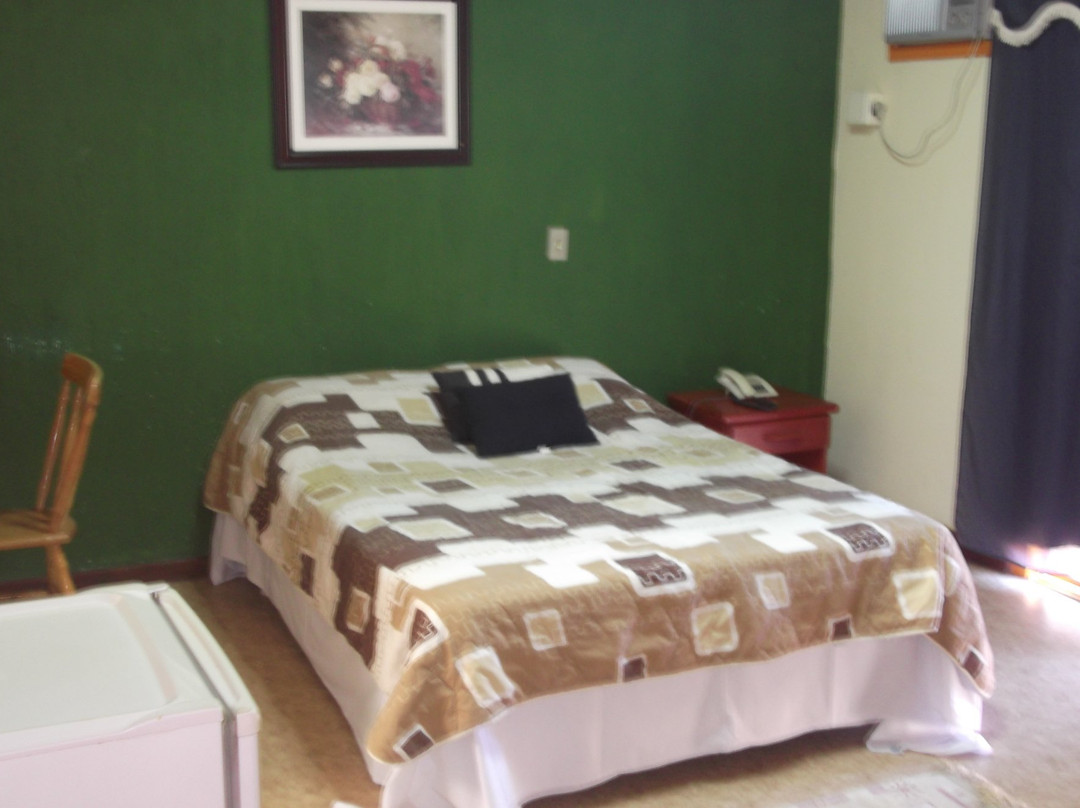 Elyt Hotel