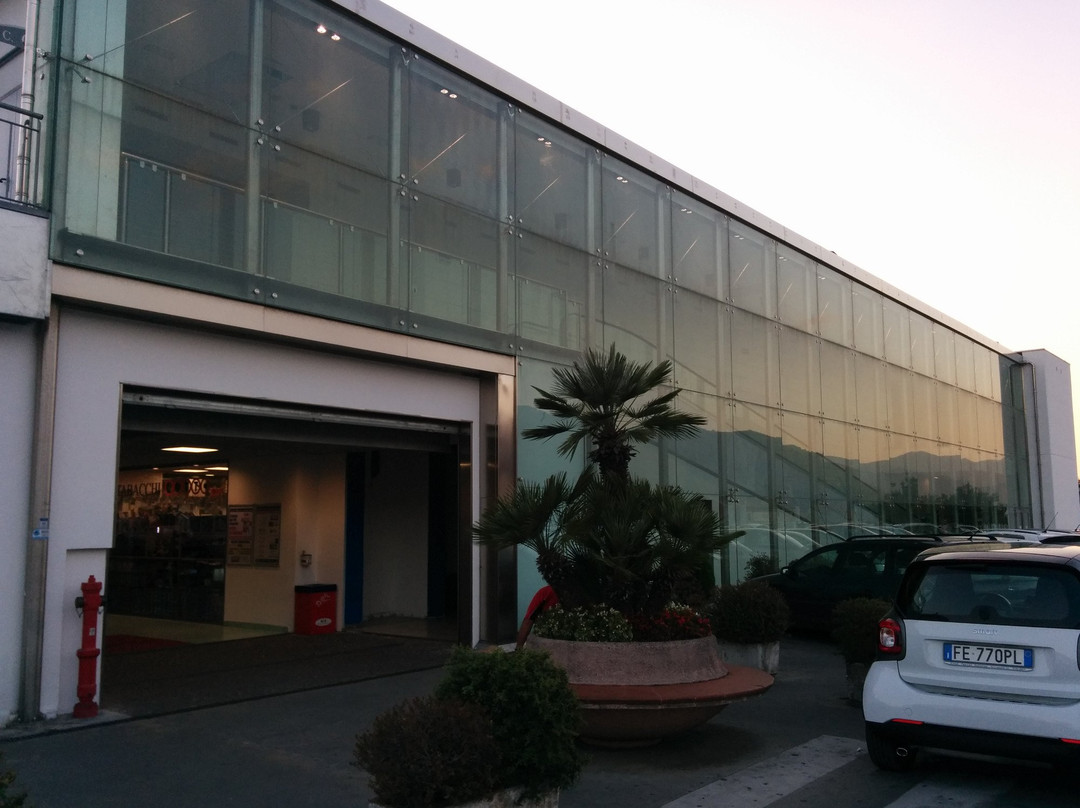 Centro Commerciale Cavese-卡瓦德蒂雷尼必去景点