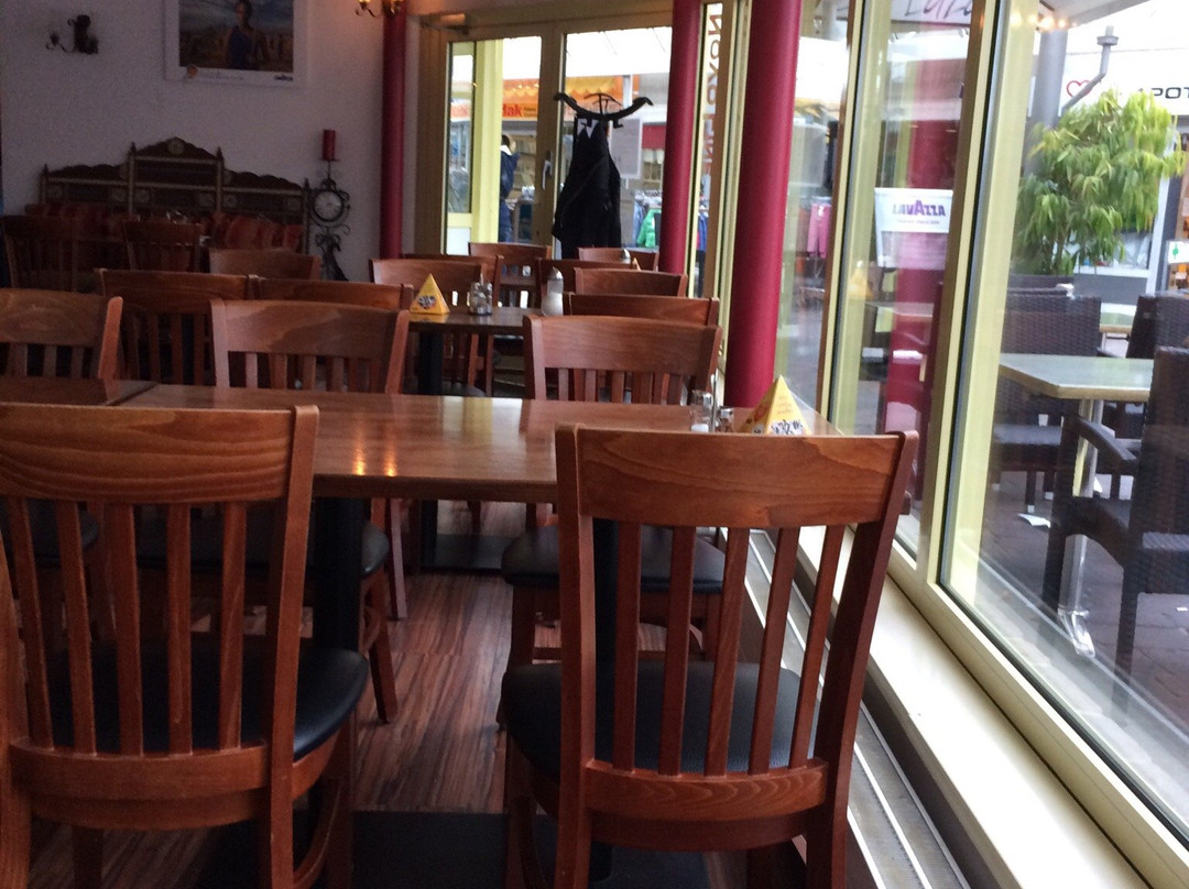 Freiberg am Neckar餐馆和美食-La Plaza