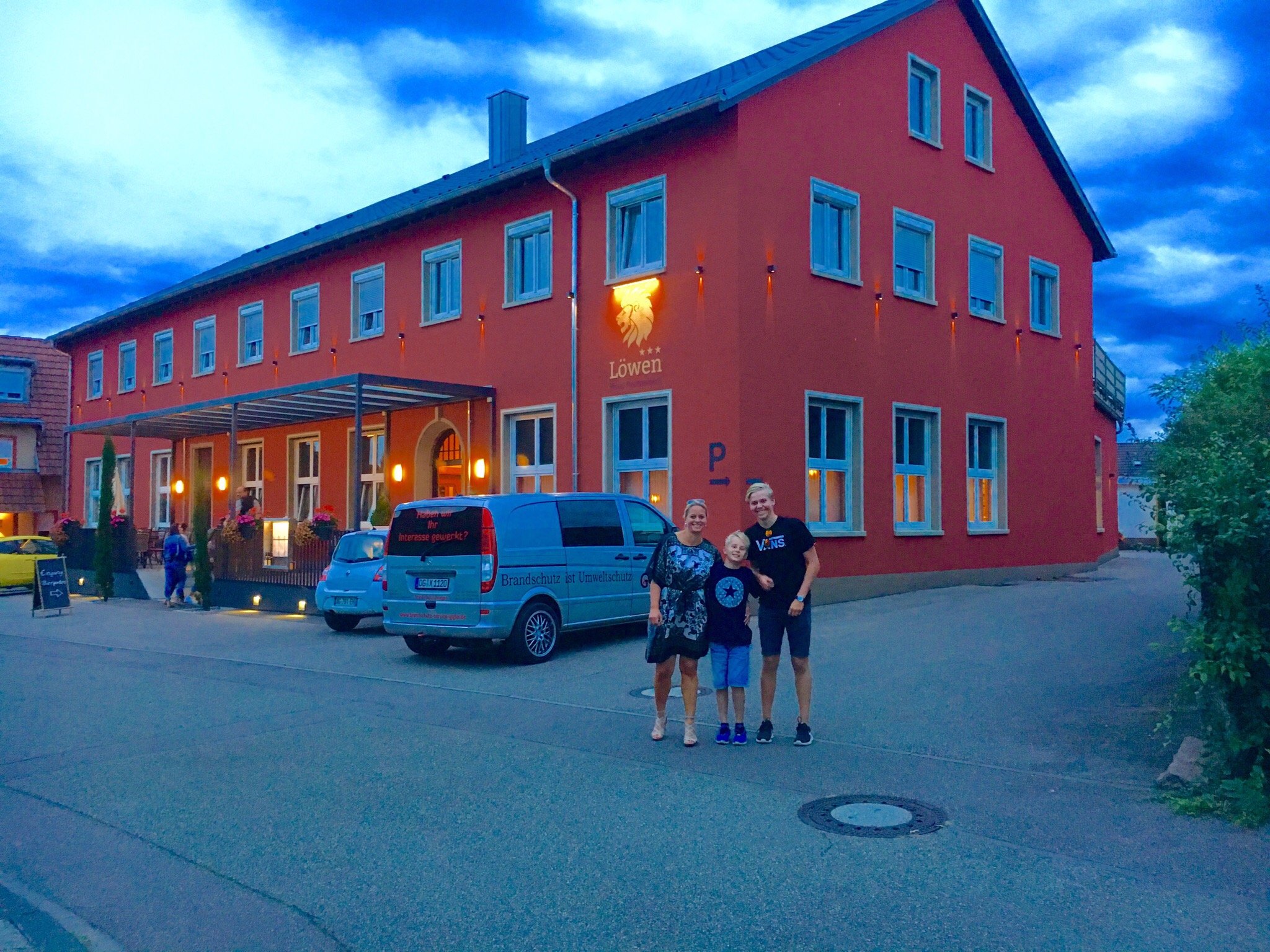 Gasthof Lowen-官方