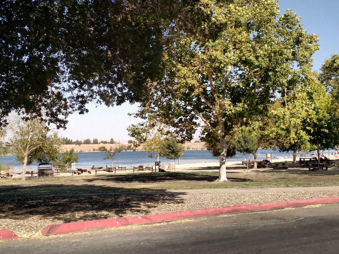 Shadow Cliffs Regional Recreation Area-普莱森顿必去景点